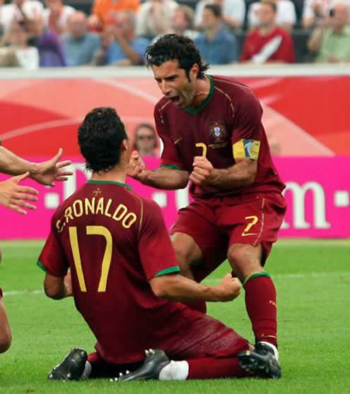 Figo and Ronaldo celebrating in the Portuguese National Team