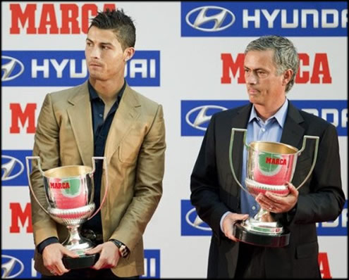 Cristiano Ronaldo receives Marca Pichichi award and José Mourinho the best La Liga coach trophy
