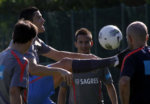 Cristiano Ronaldo showing his new and mysterious pair of all-black Nike boots