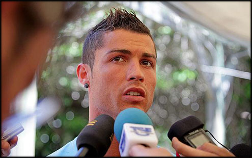 Cristiano Ronaldo talking to the journalists