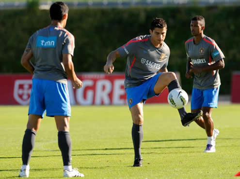 Cristiano Ronaldo controlling the ball with the all new Nike black cleats