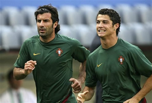 Figo: "It's impossible to stop Cristiano Ronaldo when he's on top of