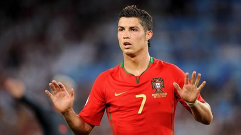 Cristiano Ronaldo requesting calm in the South Africa World Cup 2010