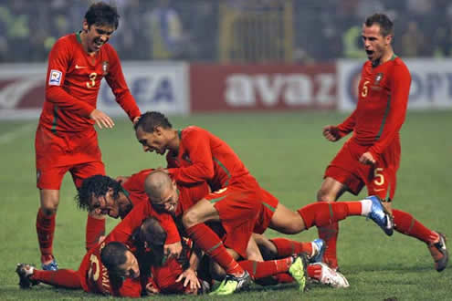 Portuguese players mad party and happiness after qualifying for the South Africa World Cup 2010