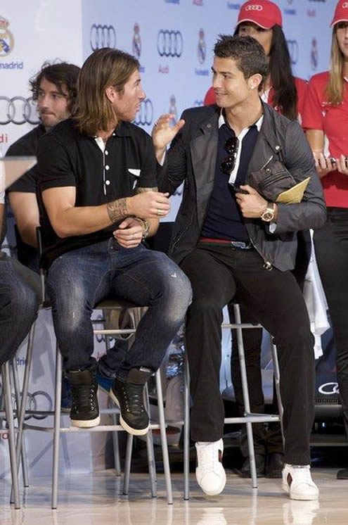 Cristiano Ronaldo greeting Sergio Ramos