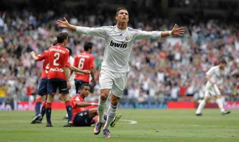 Cristiano Ronaldo celebrating a goal against Osasuna with arms wide open